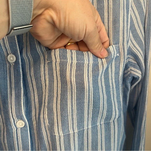 Beachlunchlounge Blue Striped Women's Shirt - Small - Picture 5 of 11